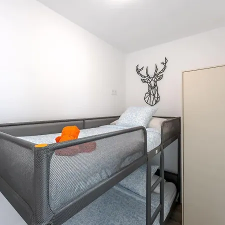 Apartament 2br Cozy New